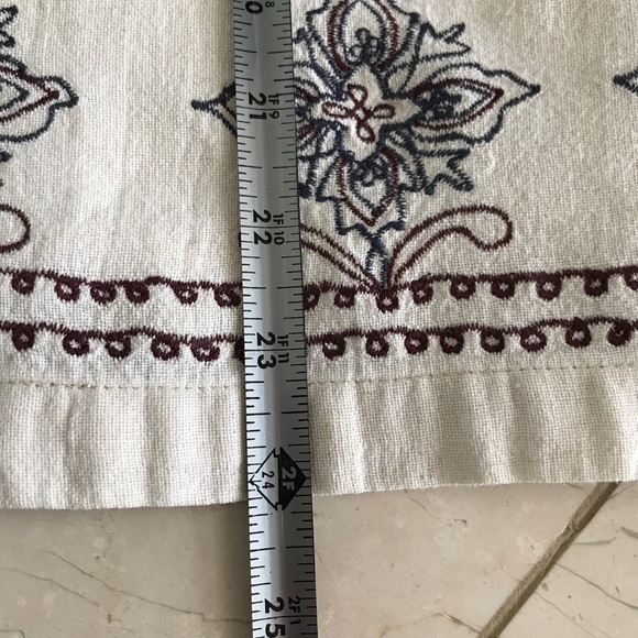 Cotton/linen button up shirt with embroidered details at waist. - Picture 7 of 7